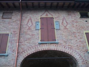 Scuri in legno su misura